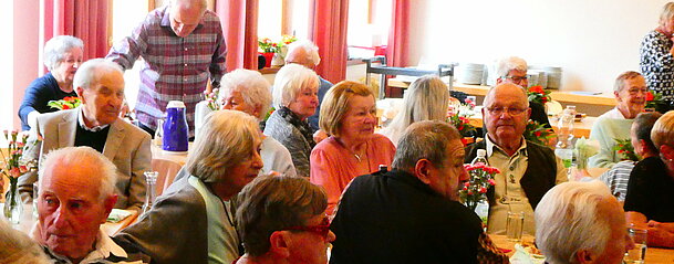 UG0425_NOE_BN_Tribuswinkel_Familienfeier.