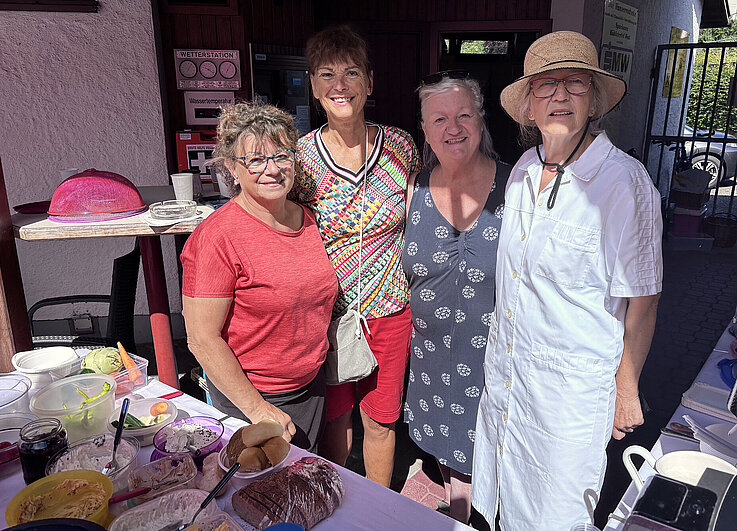 4 Frauen