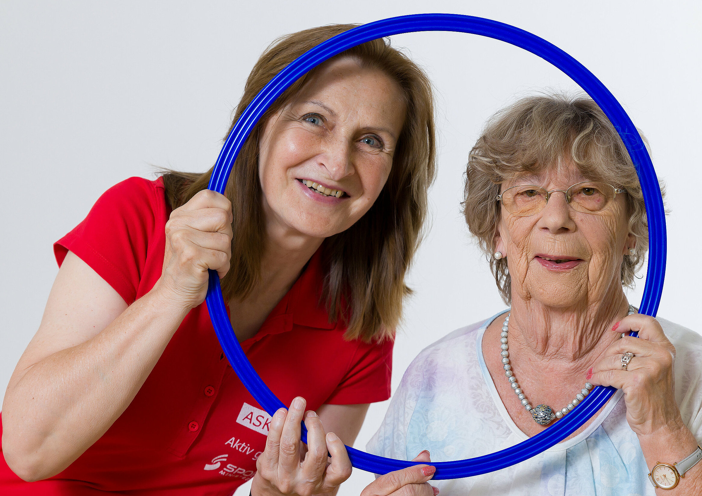 Anna Moser, Emma Niesner, Übungsleiterinnen Gymnastik