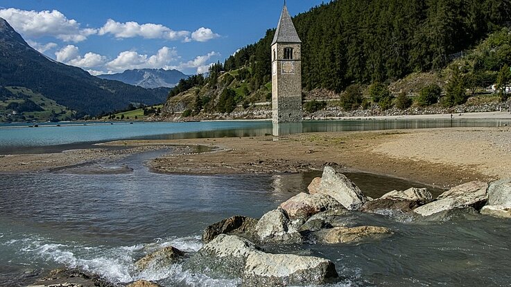 Viertagesfahrt Südtirol Graun versunkene Kirche