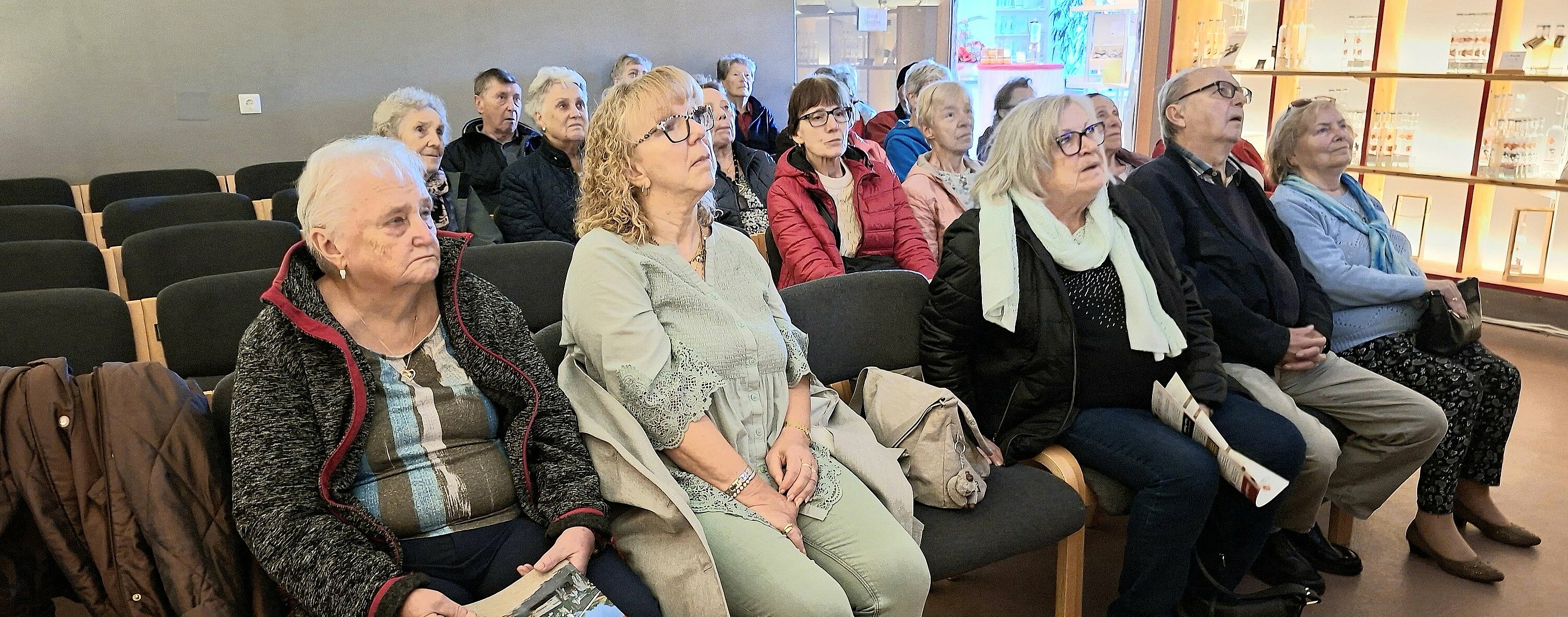 UG0126_NOE_BN_Alland_Dirndltal