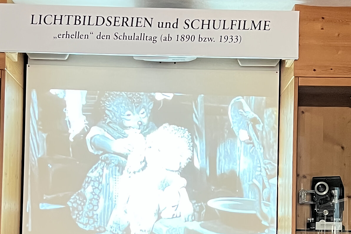 Igelmutter und Kind