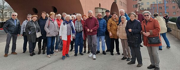 GROSS ENZERSDORF Führung und Besuch Museum im Karl Marx Hof GROSS ENZERSDORF Führung und Besuch Museum im Karl Marx Hof