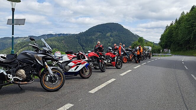 Motorradtour Red Panther 22.8.2024 Wienerwald