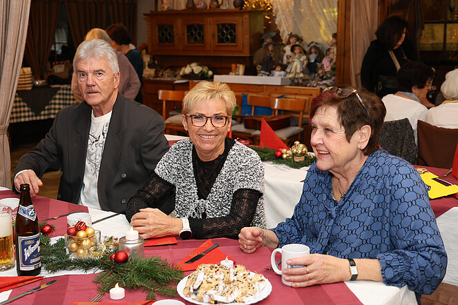 Weihnachtsfeier_Groß-Enzersdorf_Edith Draxler Weihnachtsfeier_Groß-Enzersdorf_Edith Draxler