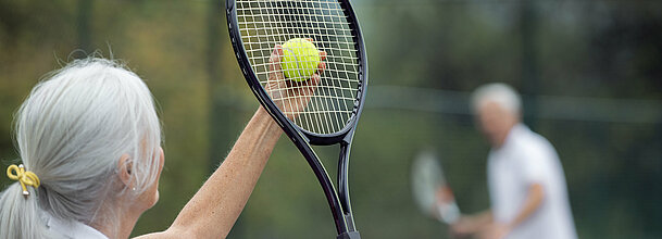 Schläger, Ball, Netz