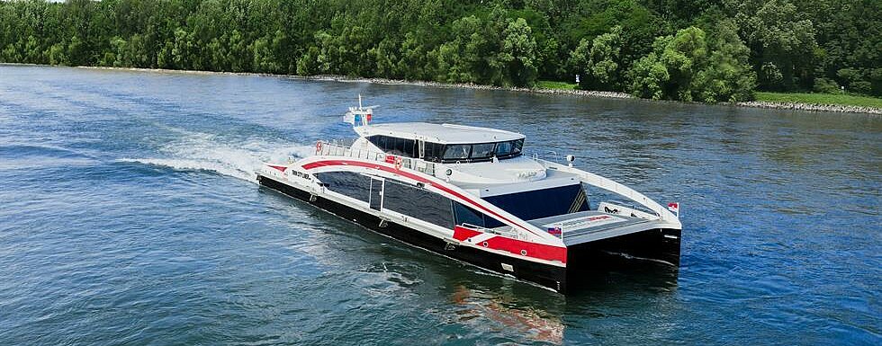 Twin City Liner Twin City Liner