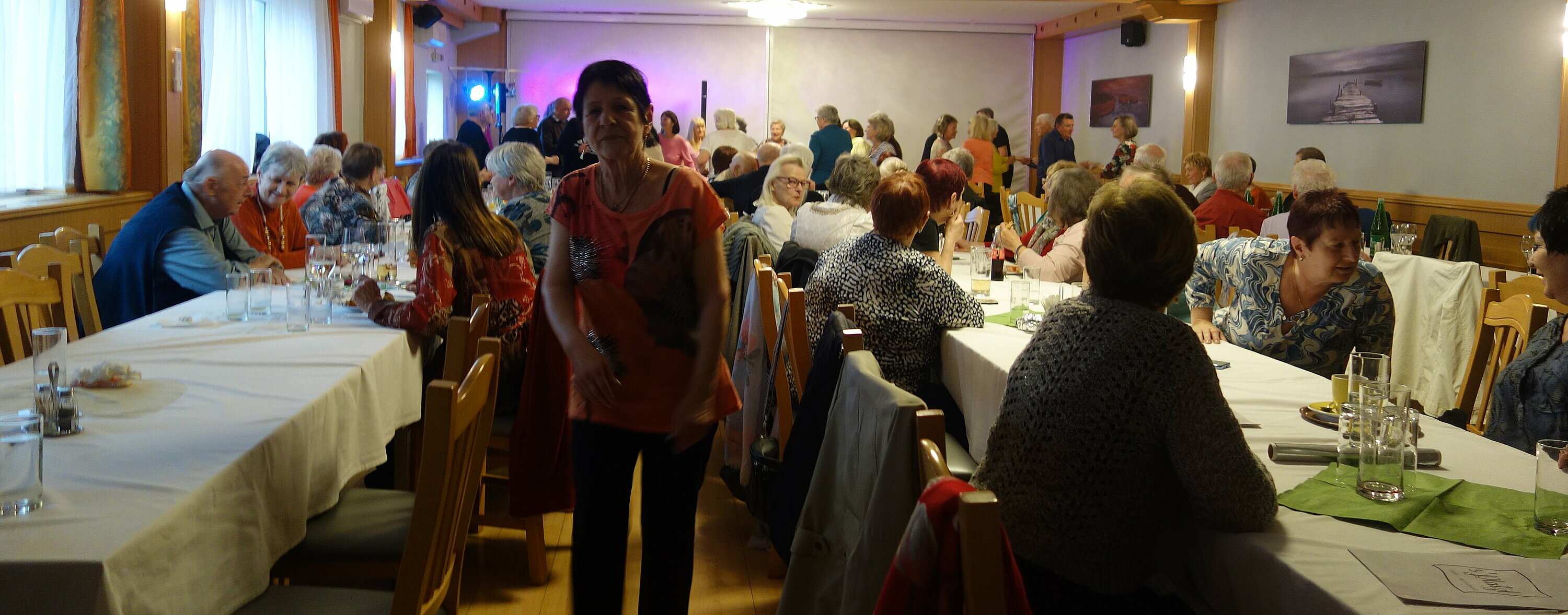 UG0425_NOE_BN_Unterwaltersdorf_Fruehjahrskraenzchen