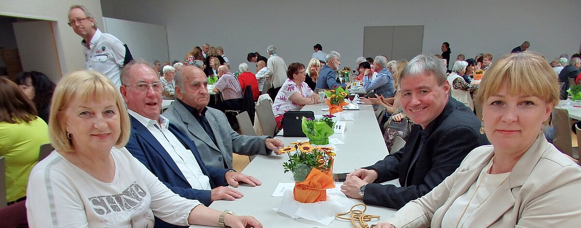 UG0525_NOE_BN_Schoenau_Triesting_Kraenzchen-3