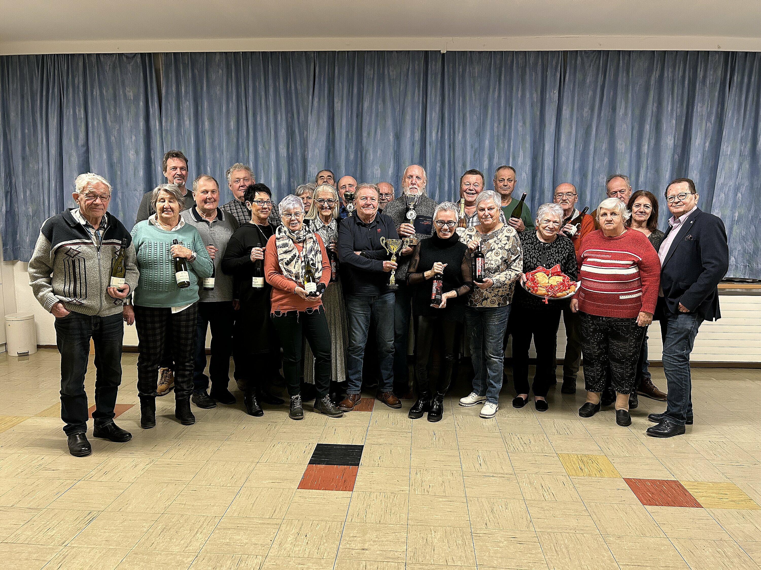 Preiskegeln in Attnang Die Teilnehmer