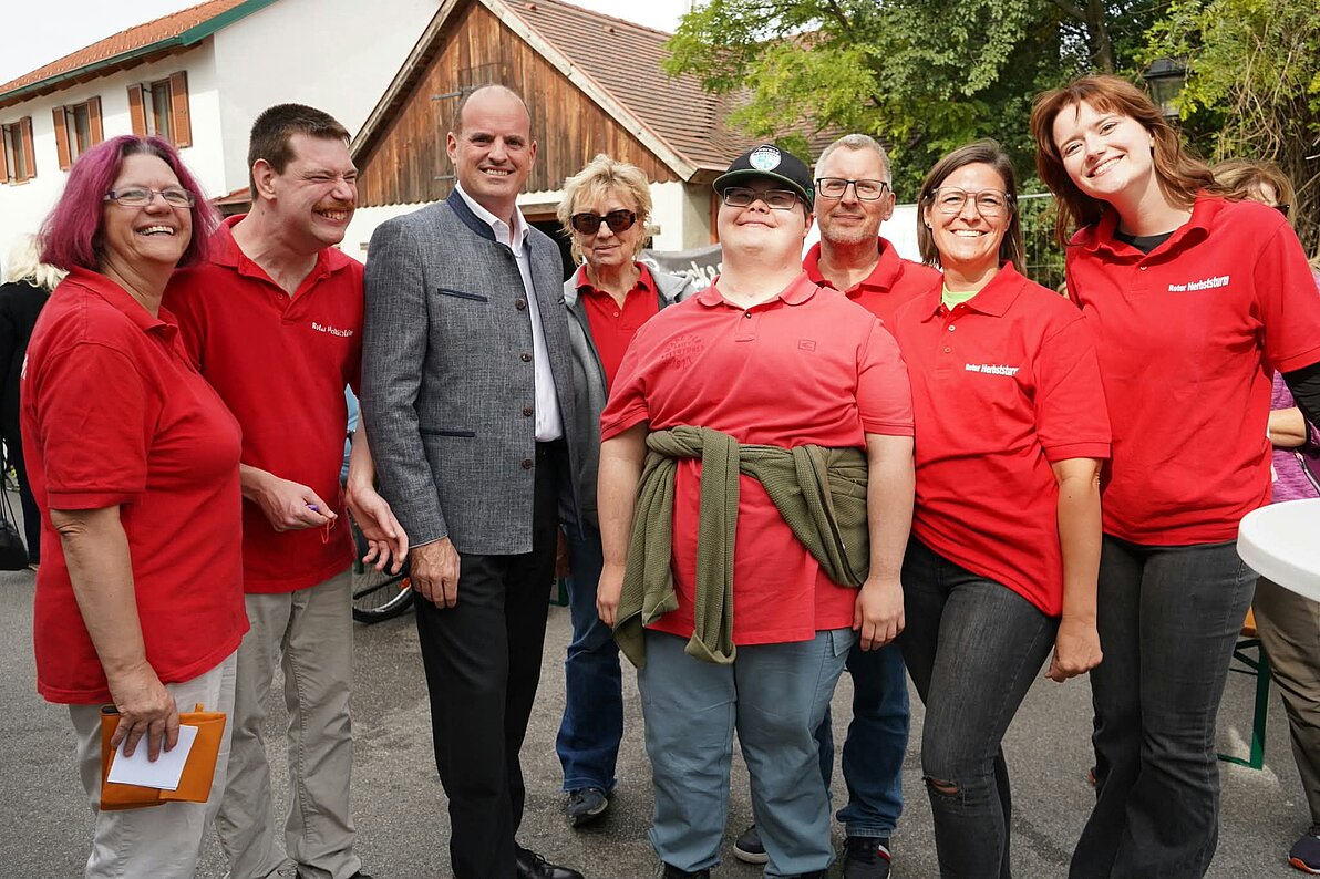 ROTER HERBSTSTURM mit Weingartenwanderung