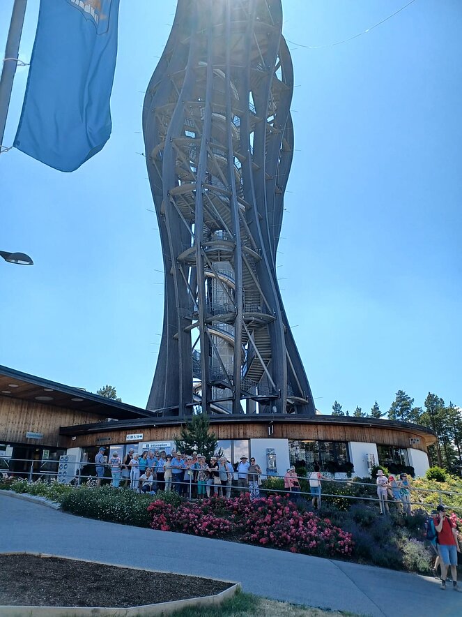 Unsere Gruppe vor dem Pyramidenkogel