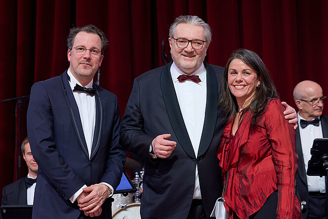 46. Wiener Senior*innenball | Christian Rösner (Generalsekretär, PVÖ-Wien), Peter Hacker (amtsführender Stadtrat für Soziales, Gesundheit und Sport), Michaela Sramek (Geschäftsführerin, PVÖ-Wien)