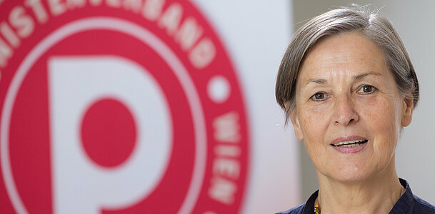 Bezirksvorsitzender Stellvertreterin Brigitte Soos, Bezirksorganisation Mariahilf