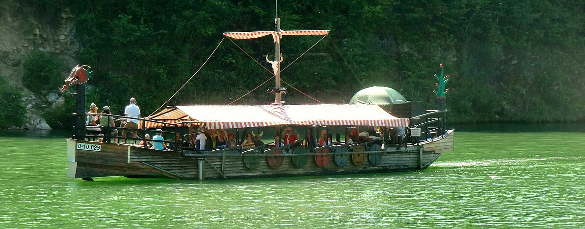 UG0525_NOE_BN_Schoenau_Wikingerschiff_3