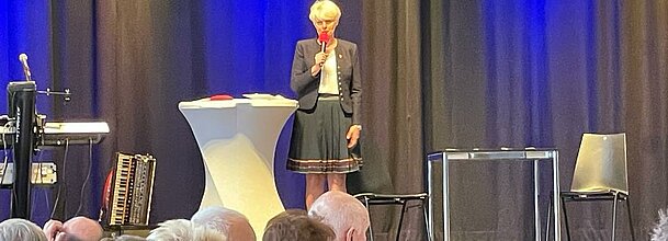 OG Ybbs-Umgebung Adventplauscherl 2023 in der Stadthalle