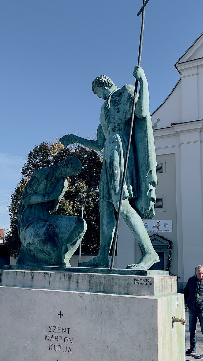 Szombathely_Ortsgruppe_Groß-Enzersdorf-Statue Hl.Martin 