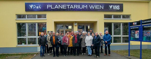 UG0325_NOE_BN_Schoenau_Triesting_Planetarium_Wien UG0325_NOE_BN_Schoenau_Triesting_Planetarium_Wien