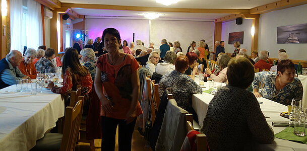 UG0625_NOE_BN_Unterwaltersdorf_Fruehjahrskraenzchen