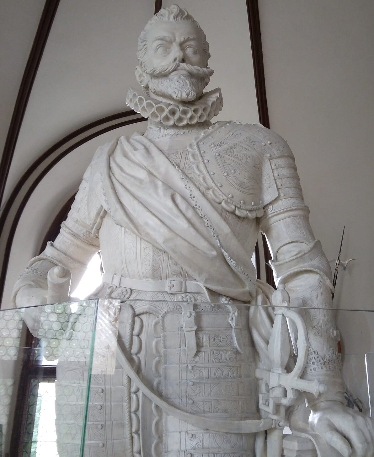 Statue aus weißen Marmor