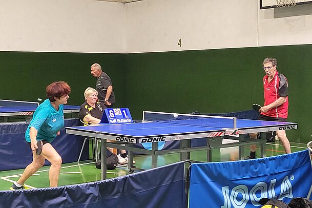 Tischtennis, Tisch, Bälle, Netze