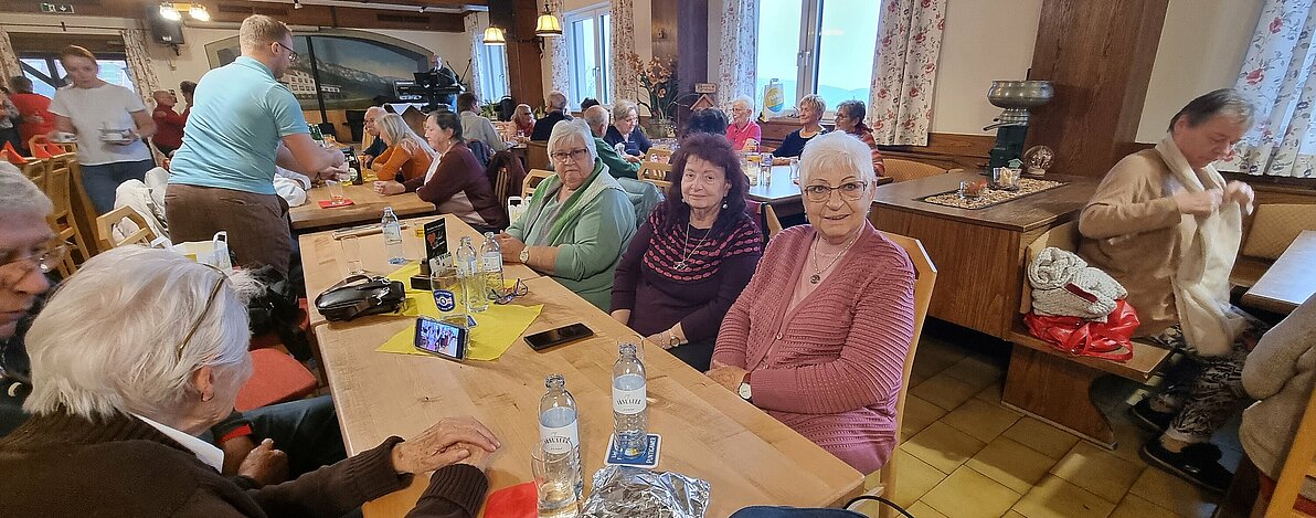 UG0225_NOE_BN_Mitterndorf-F_Ganslessen