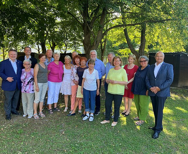 Vorstand des PVÖ-Floridsdorf am 18. Juni 2022 gewählt mit den Gästen BGM Ludwig und LP Kopietz