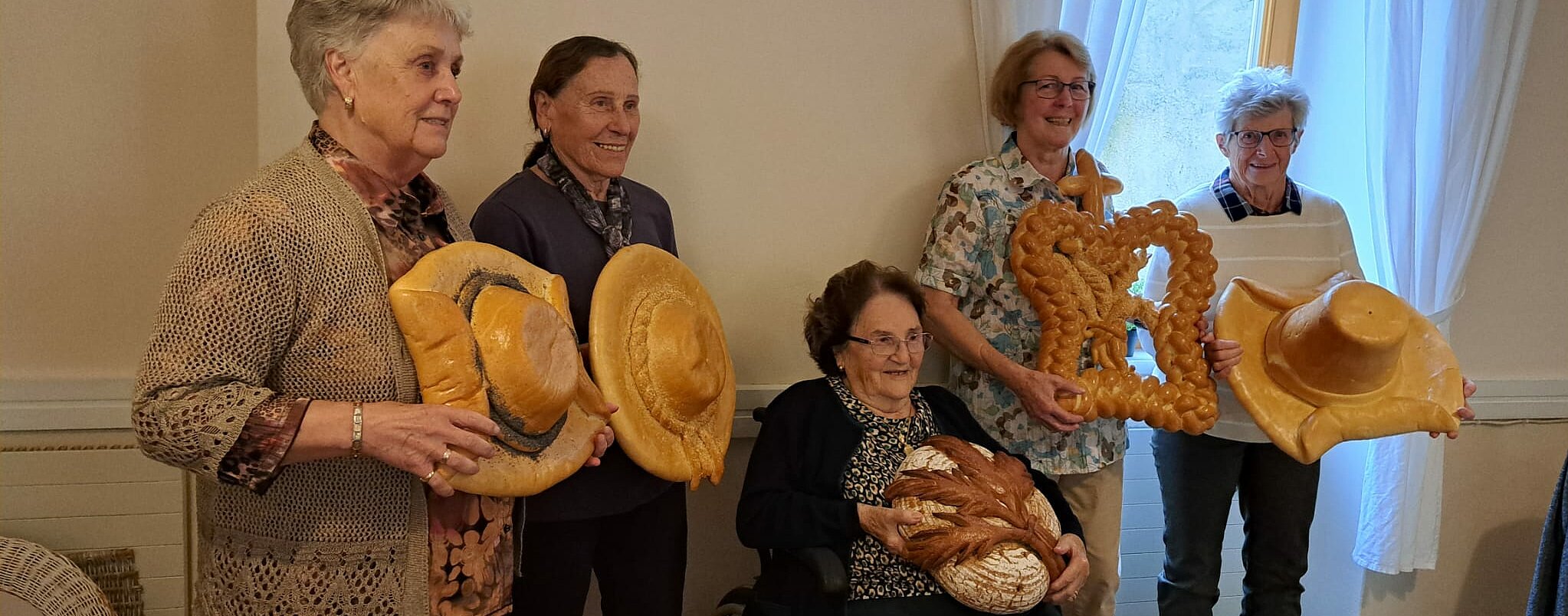 UG0125_NOE_BN_Alland_Geselliges_Zusammensein UG0125_NOE_BN_Alland_Geselliges_Zusammensein