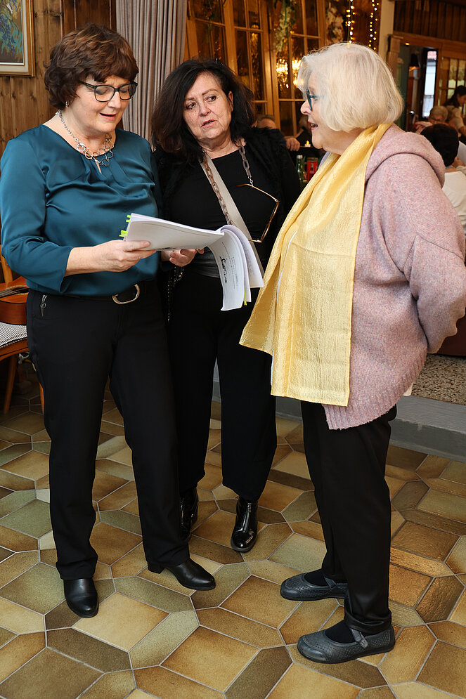 Weihnachtsfeier_Groß-Enzersdorf_Sängerinnen Weihnachtsfeier_Groß-Enzersdorf_Sängerinnen