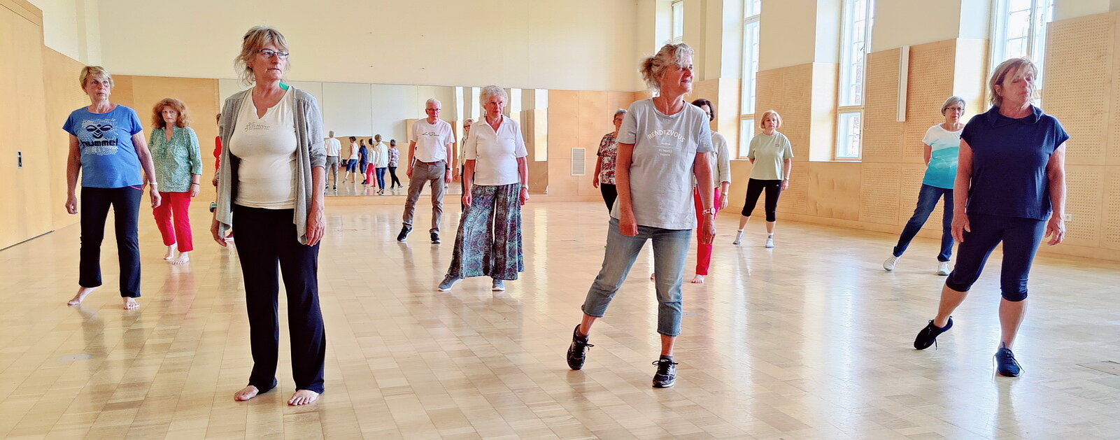 Trainig, Gemeinsamkeit, Gymnastik Tanz