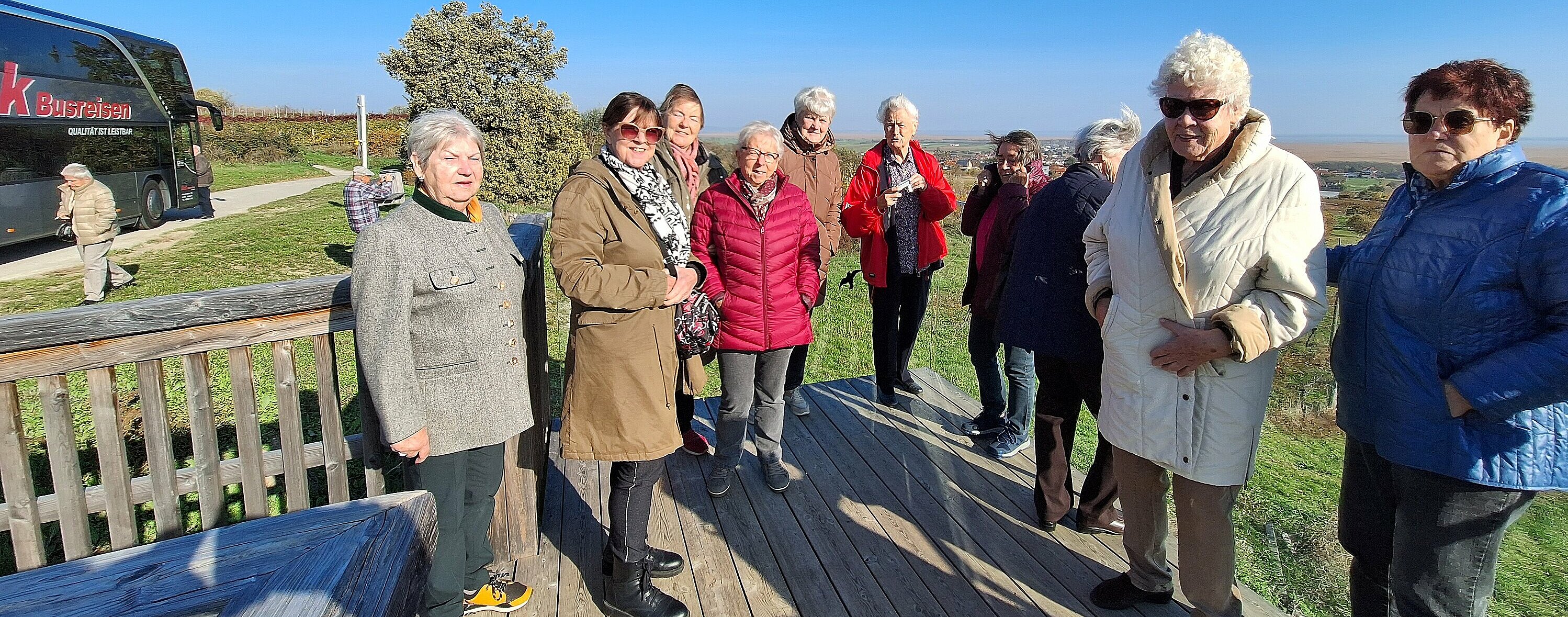 UG0125_NOE_BN_Gainfarn_Bad_Voeslau_Aussichtsplattform_Oggau