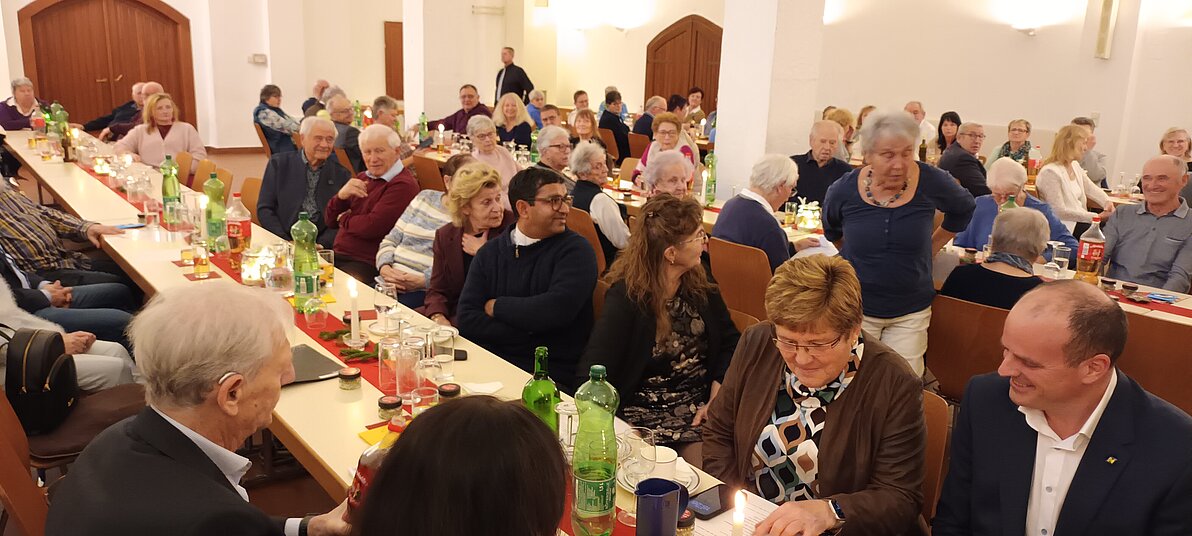 2025 Weihnachtsfeier im Hofkeller