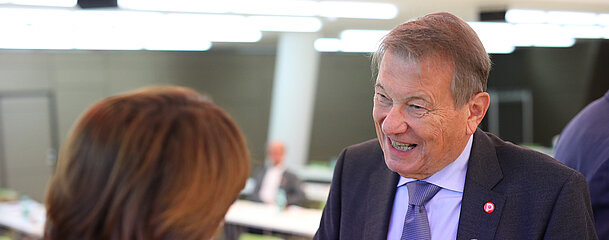 Funktionäre_Kostelka_Peter_Gespräch_Sozialkonferenz