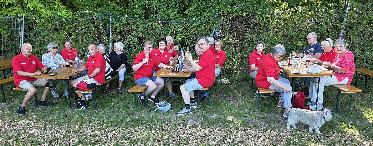 UG0525_NOE_BN_Enzersdfeld-l_Neue_Polos-2