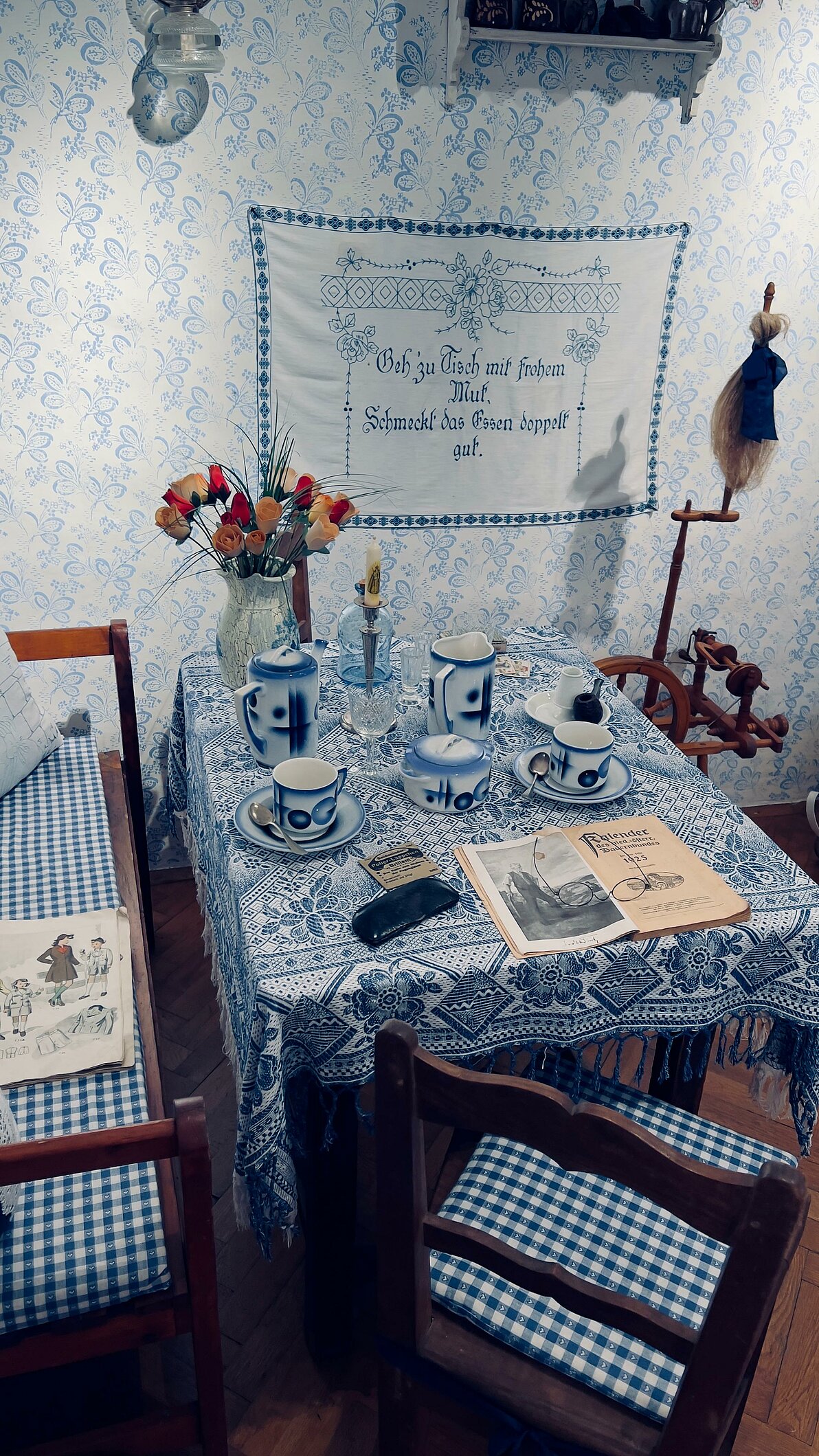 Szombathely_Ortsgruppe_Groß-Enzersdorf_Stadtmuseum Kirchschlag_alter Tisch