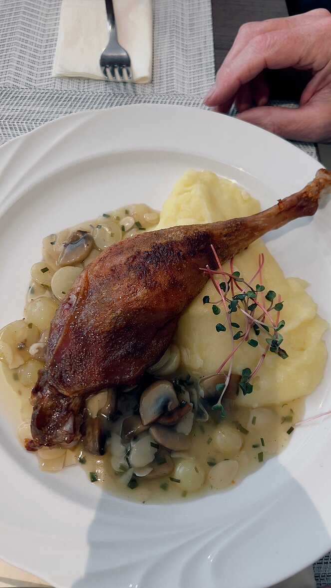 Szombathely_Ortsgruppe_Groß-Enzersdorf_Ganslessen 