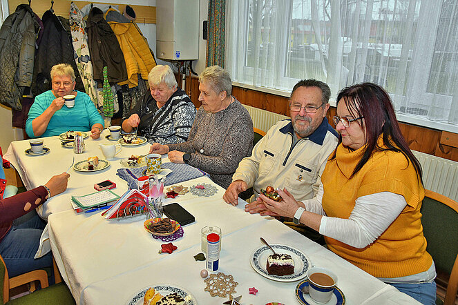 2025 letzter Clubnachmittag mit 3 Geb.Kindern