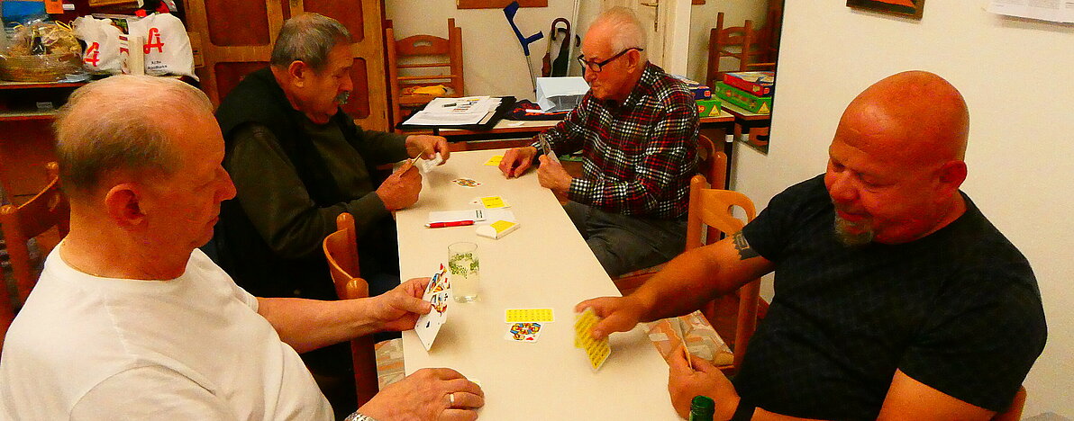 UG0425_NOE_BN_Tribuswinkel_Preisschnapsen