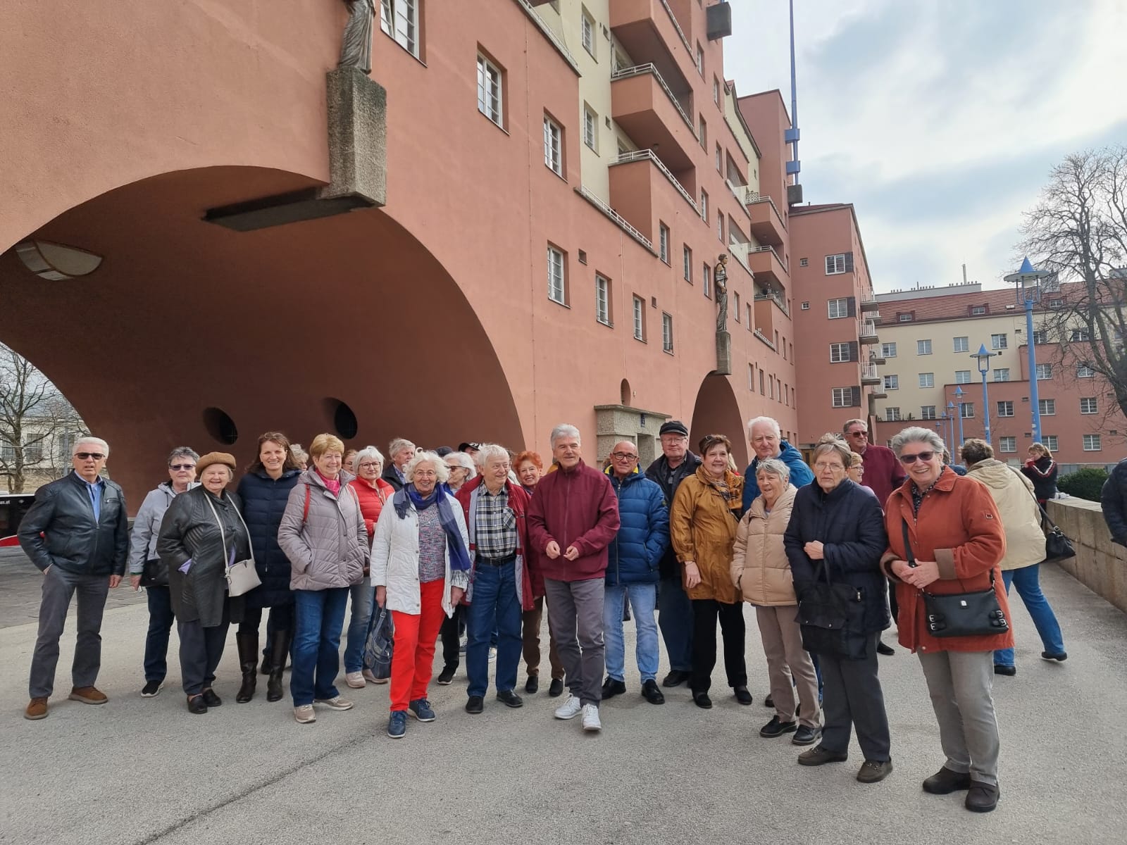 GROSS_ENZERSDORF_Fuehrung_und_Besuch_Museum_im_Karl_Marx_Hof
