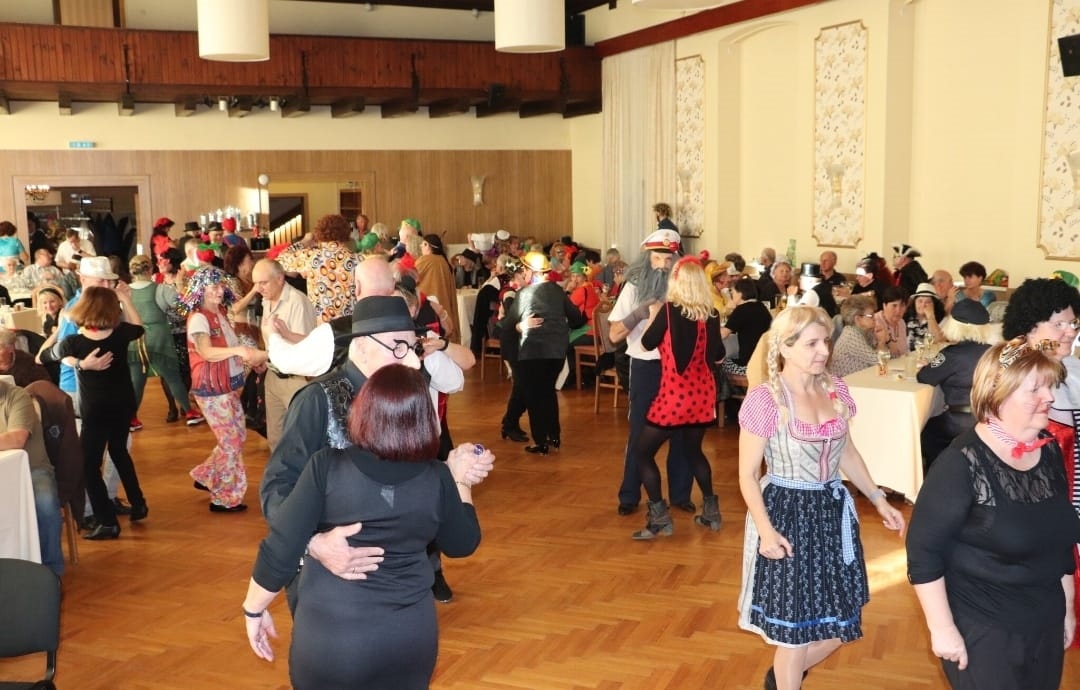 Beste Stimmung am Tanzparkett